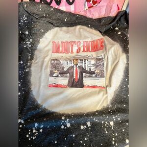 BRAND NEW LARGE DONALD TRUMP SHIRT